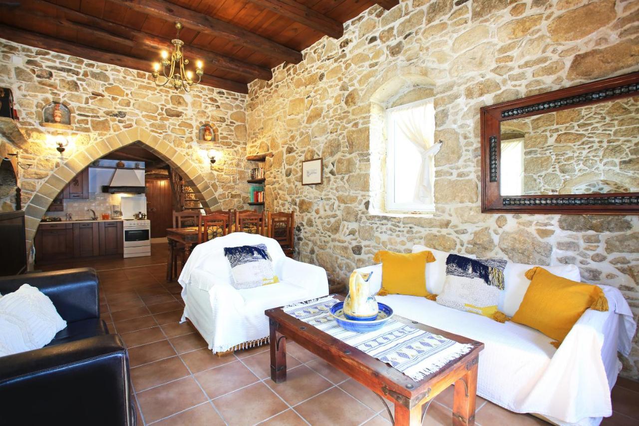 Villa Radamanthis Sívas 외부 사진
