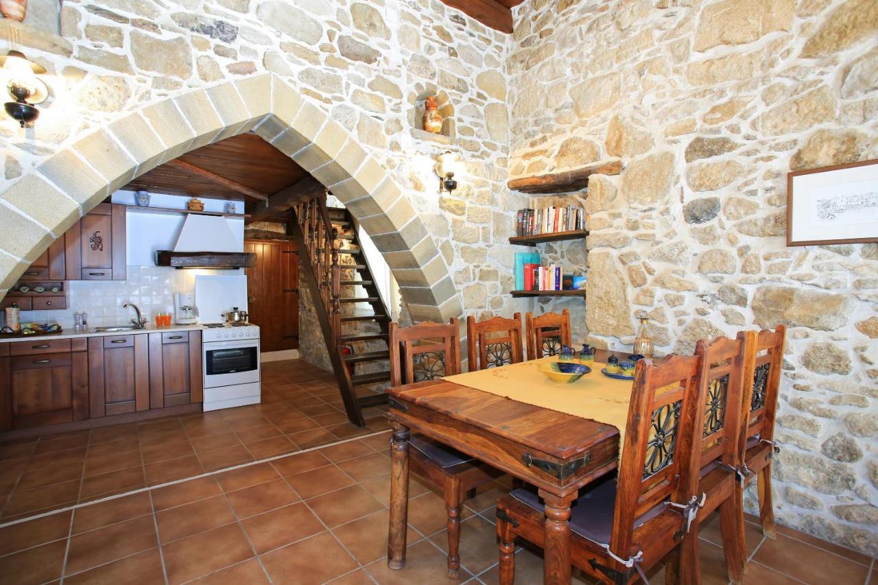 Villa Radamanthis Sívas 외부 사진