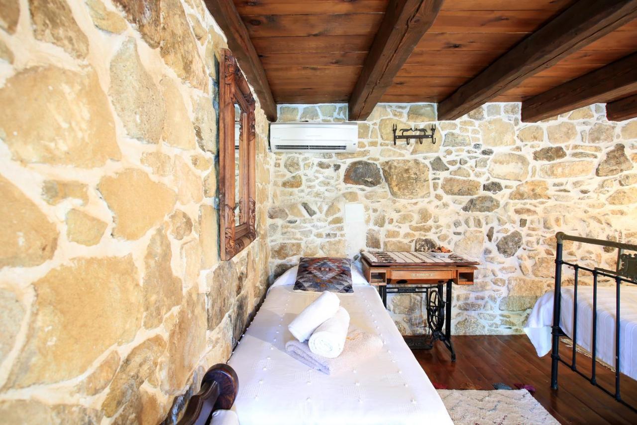 Villa Radamanthis Sívas 외부 사진