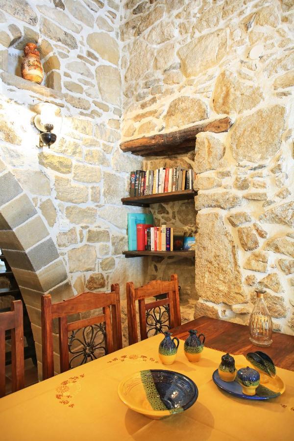Villa Radamanthis Sívas 외부 사진