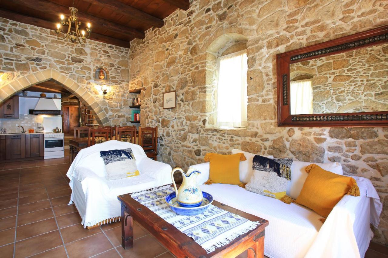 Villa Radamanthis Sívas 외부 사진
